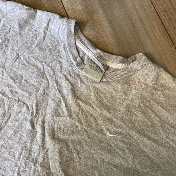 Nike 2000s Grey Athletic Workout Casual TShirt Men XL Bin M-47 - Picture 2 of 4
